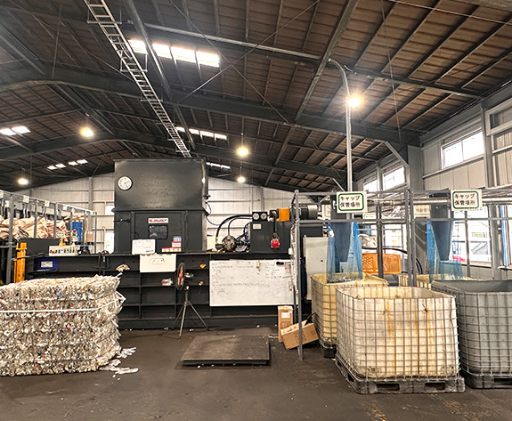 Wysokowydajne rozwiązanie do kompresji dla japońskich przedsiębiorstw zajmujących się recyklingiem PET