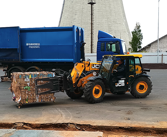 Wielofunkcyjne rozwiązanie w postaci pras belujących dla białoruskiego centrum recyklingu