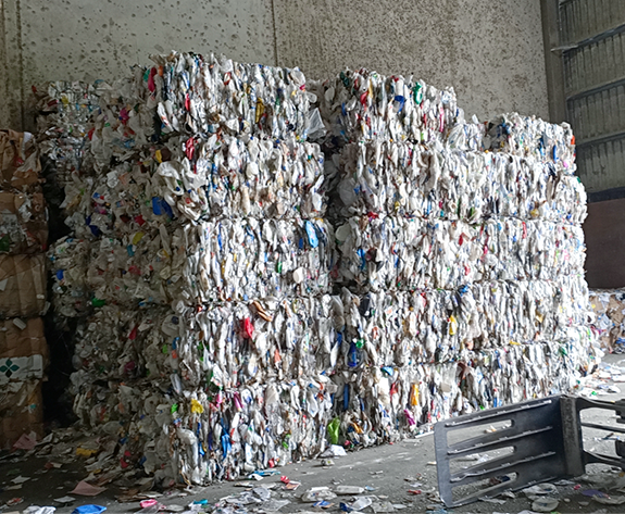 Wielofunkcyjne i wysokowydajne rozwiązanie do prasowania dla wiodącego australijskiego centrum recyklingu