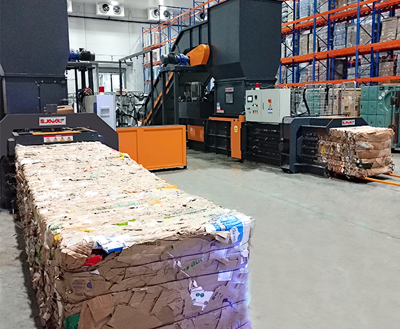 Zautomatyzowane rozwiązanie do usuwania odpadów opakowaniowych w wiodącym rosyjskim centrum logistycznym supermarketów
